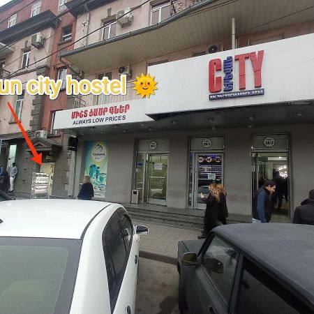 Sun City Hostel Yerevan Luaran gambar