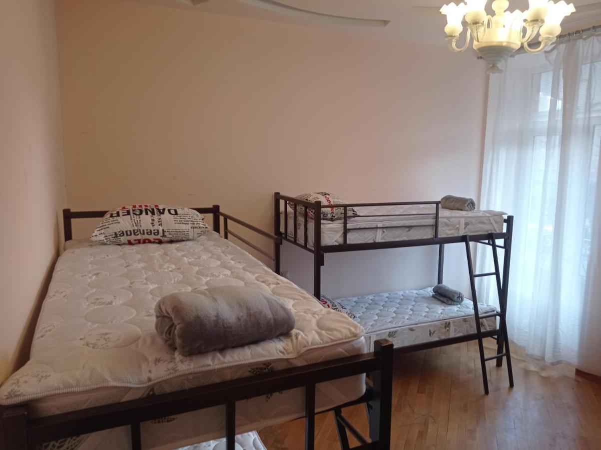 Sun City Hostel Yerevan Luaran gambar