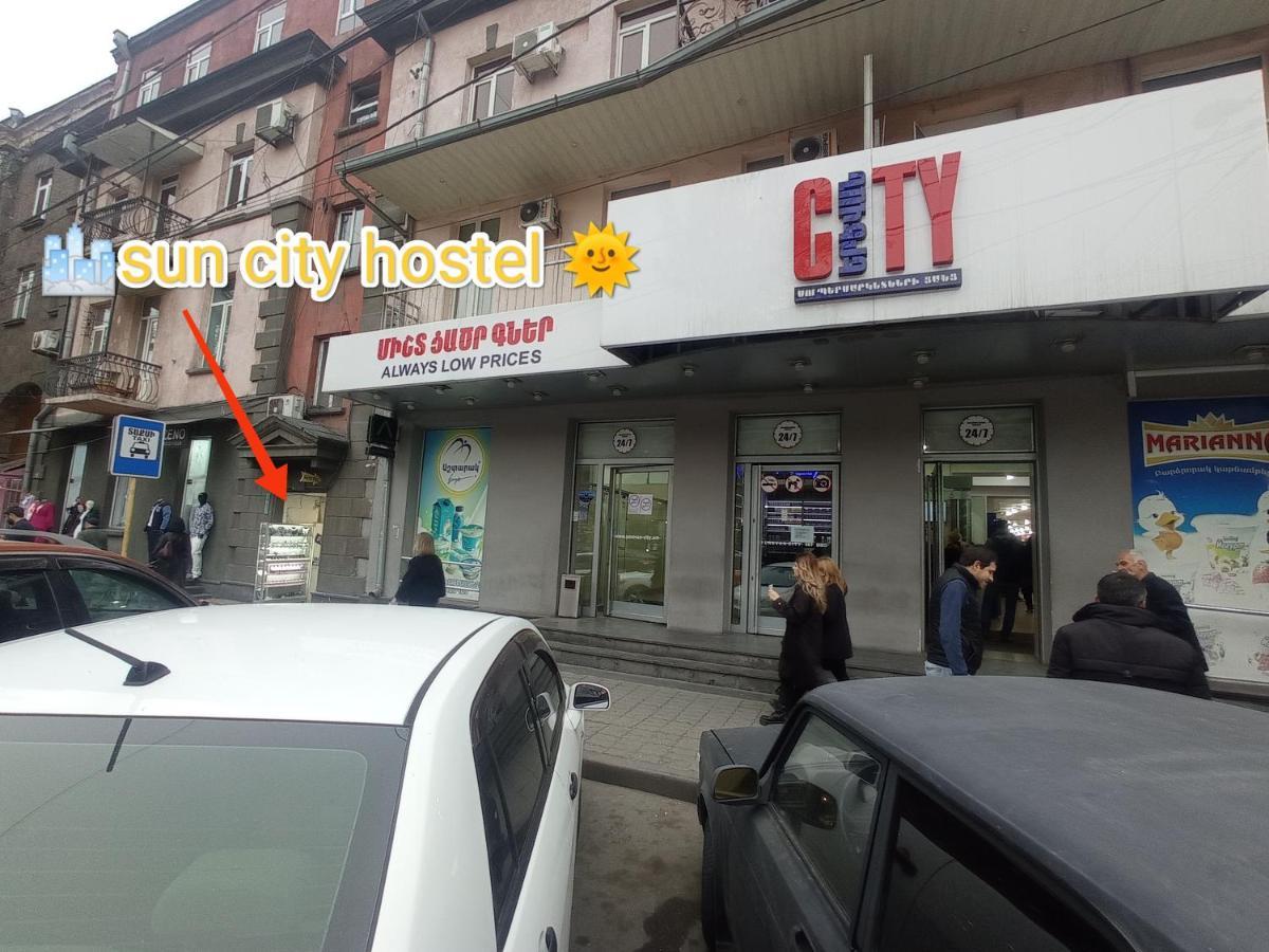 Sun City Hostel Yerevan Luaran gambar