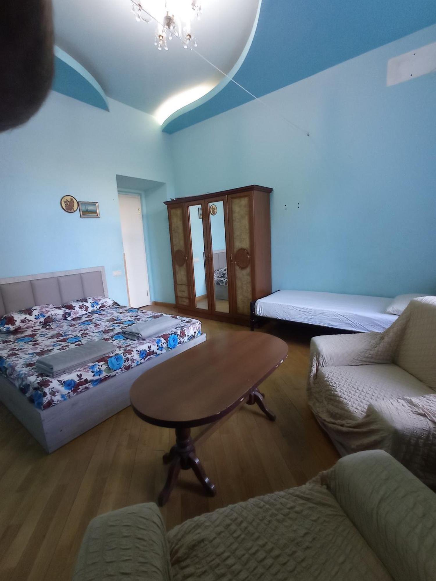 Sun City Hostel Yerevan Luaran gambar